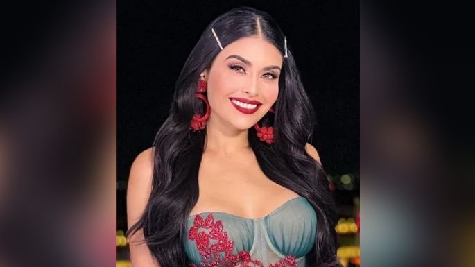 Kristal Silva posa con encantador ‘look’ primaveral desde el programa ‘VLA’ y enamora a TV Azteca
