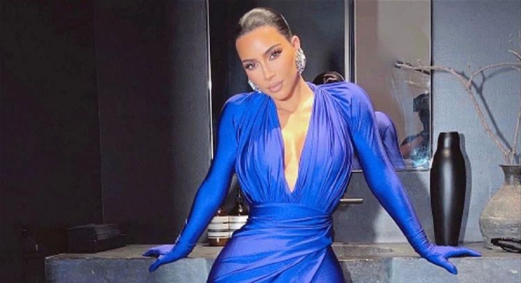 Kim Kardashian regresa a Instagram y comparte encantadora fotografía de su familia; así los presume