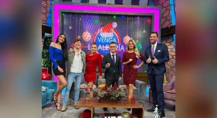 Qué susto: Conductores de 'VLA' viven aterrador momento; 'lanzan' a 'técnico' del techo