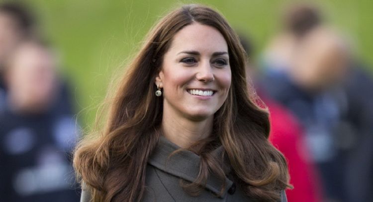 Kate Middleton luce hermosa gargantilla de esmeraldas que era de la Princesa Diana