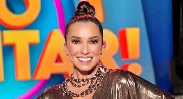 Laura G saca el ‘glamour’ y deslumbra a todo TV Azteca con este encantador ‘outfit’ de primavera