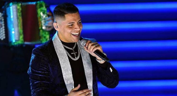 "No estoy bien": Eduin Caz de Grupo Firme preocupa a sus seguidores con este mensaje