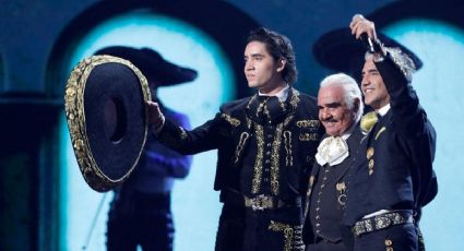 Alex Fernández revela los consejos que le dio Vicente Fernández antes de fallecer