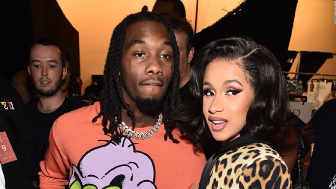 ¡Lindos! Cardi B se tatúa junto a Offset su fecha de boda