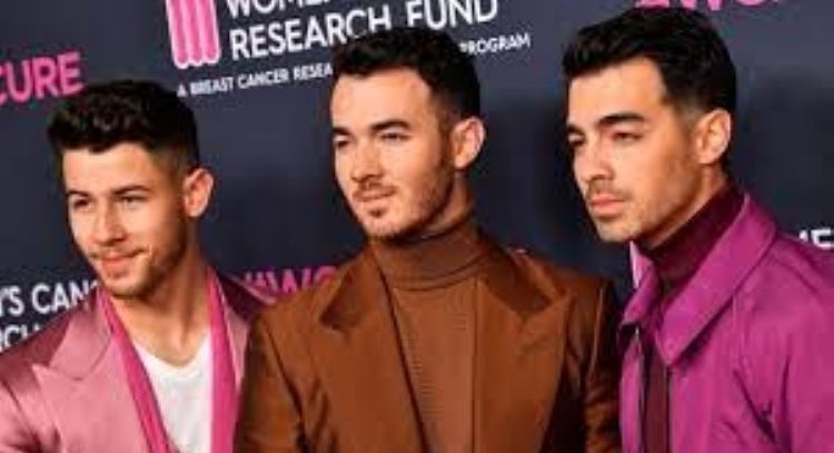 Jonas Brothers atrasa conciertos que brindaría en México y revela las nuevas fechas