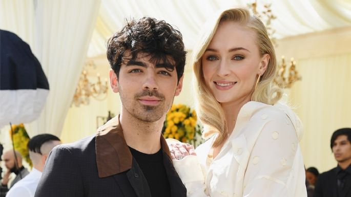 Imitador de Elvis que ofició boda de Joe Jonas y Sophie Turner en Las Vegas impactado por  divorcio