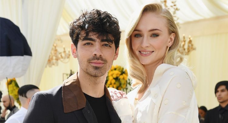 Joe Jonas y Sophie Turner en disputa por la ubicación del procedimiento de divorcio