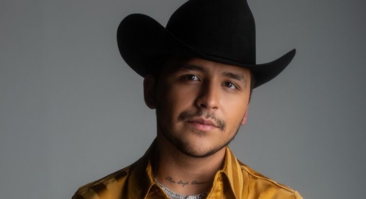 Christian Nodal está de estreno con 'No somos ni seremos'; ¿se la dedicó a Belinda?