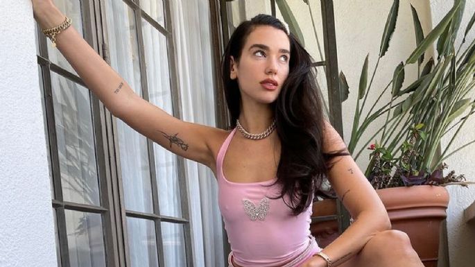 Dua Lipa enamora a sus fans desde la cama con tremendas fotos