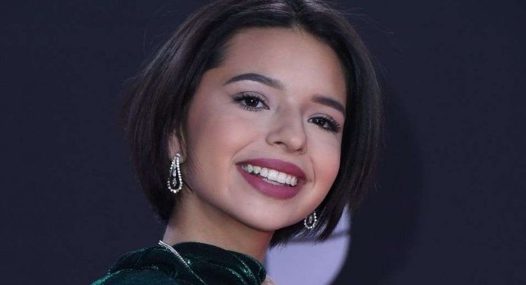 Ángela Aguilar presume figura en distinguido 'outfit' de día y causa sensación en todo Instagram