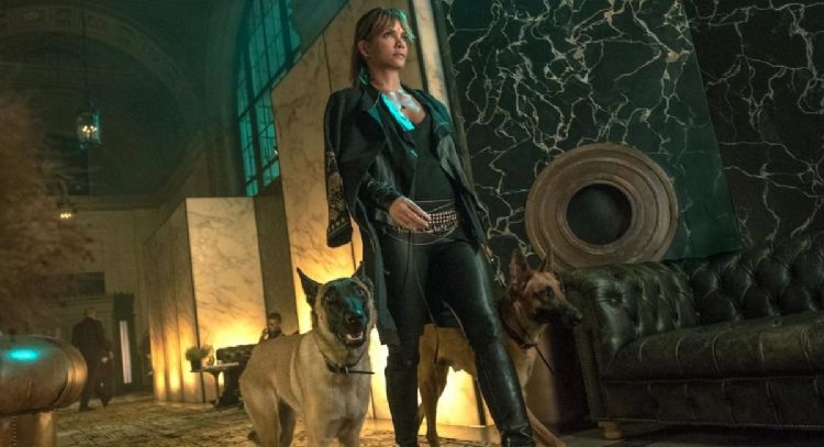 Halle Berry podría estar de nueva cuenta en la franquicia de 'John Wick'