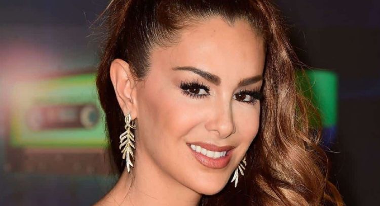 (Video) Ninel Conde presume su trabajado abdomen con entallado look deportivo