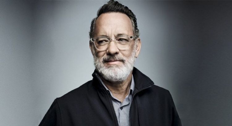 Mira a Tom Hanks convertirse en Geppetto para la nueva cinta live action de 'Pinocho' en Disney+