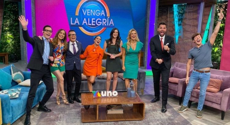 Exconductor de 'Hoy' comete un terrible error en 'Venga la Alegría' y deja en ridículo a TV Azteca