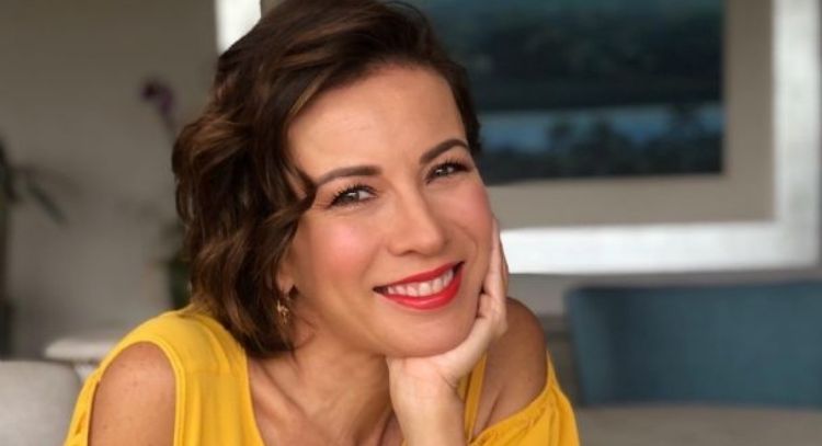 Ingrid Coronado comparte destacada FOTO en la playa y enamora a sus seguidores