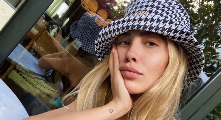 Michelle Salas posa con encantador vestido café y derrocha belleza en Instagram