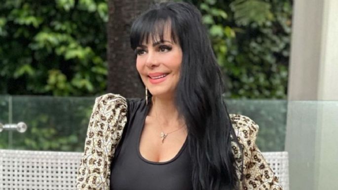 Maribel Guardia presume figura con coqueto outfit azul y roba suspiros en Instagram