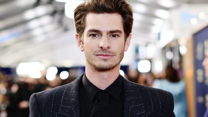 ¡A lo Will Smith! Captan a Andrew Garfield al 'abofetear' a joven en evento de gala