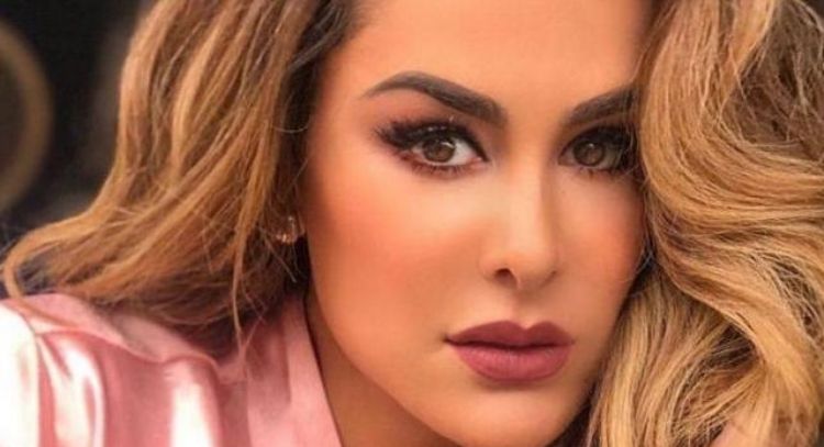 FOTO: Ninel Conde luce encantador 'outfit' claro y derrocha belleza en Instagram; así lo presume