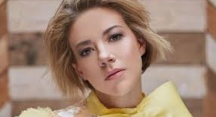 Fernanda Castillo pública coqueta foto de su apariencia y enamora a sus fans