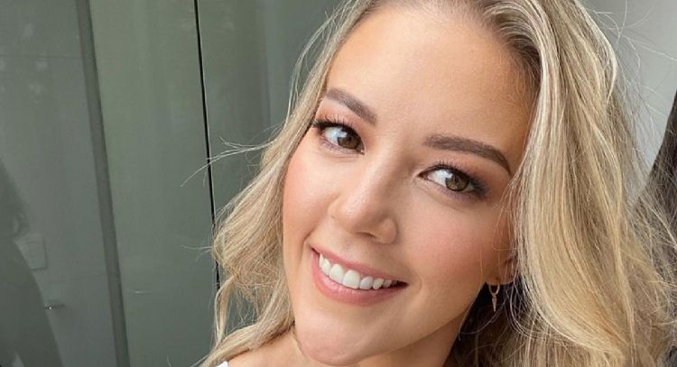 Desde Instagram, Fernanda Castillo posa con encantador 'outfit' de primavera y le llueven halagos