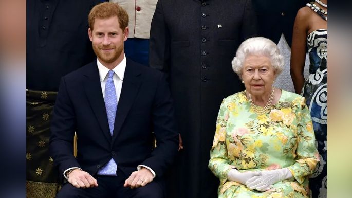 Shock en la Realeza: Tras volver con la Reina Isabel II, Príncipe Harry da impactante noticia