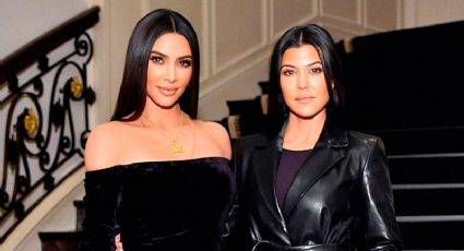 Kim y Kourtney Kardashian encienden las redes al posar con estos coquetos bañadores azules