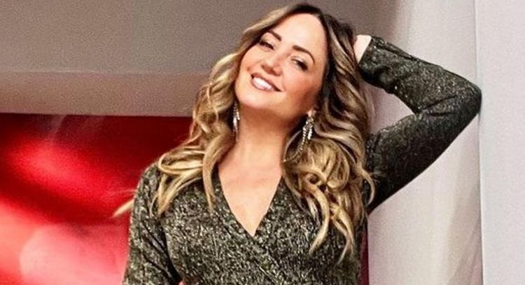 FOTO: Andrea Legarreta reaparece en Televisa y sorprende con este encantador 'look' de primavera