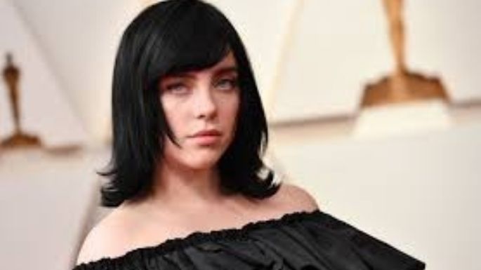 Billie Eilish arremete contra quienes criticaron su vestido en los Premios Oscars