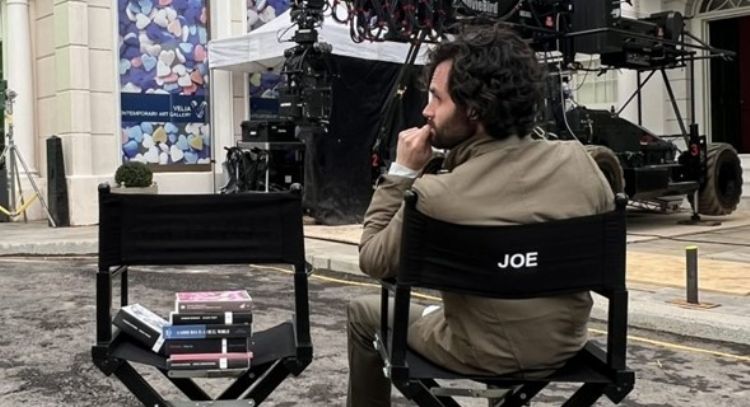 'You': Netflix comienza con la filmación de la temporada 4 y revela a 14 nuevos miembros del elenco