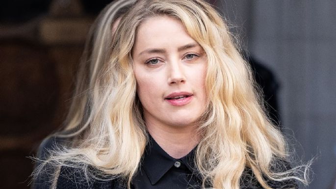 VIDEO: Amber Heard se habría metido algo en pleno juicio por lo que piensan que es drogadicta