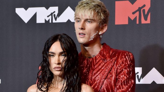 Megan Fox impacta al revelar que ella y su prometido Machine Gun Kelly consumen sangre en rituales