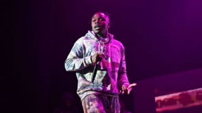 DaBaby es acusado de causar lesiones a una persona en una supuesta agresión en un video musical