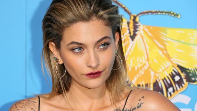 ¡Diosa! Paris Jackson desborda sensualidad en esta mini falda y blusa transparente