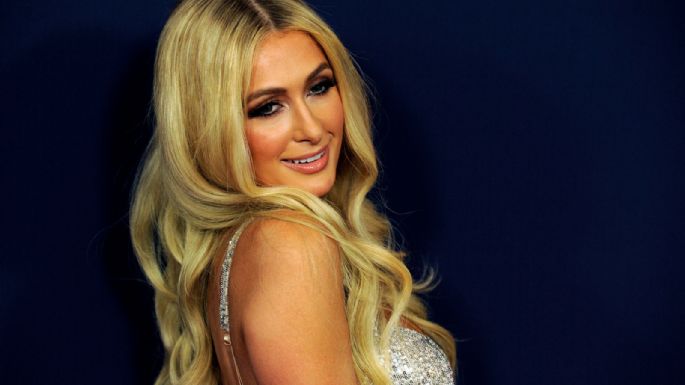 Paris Hilton roba suspiros en estos trajes de baño estilo vintage