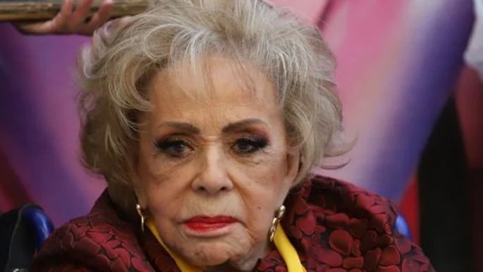 Actor de Televisa impacta al aparecer en 'VLA' y mandar contundente mensaje a Silvia Pinal