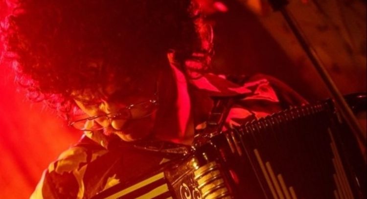 'Weird: The Al Yankovic Story' tiene su primer tráiler oficial protagonizado por Daniel Radcliffe