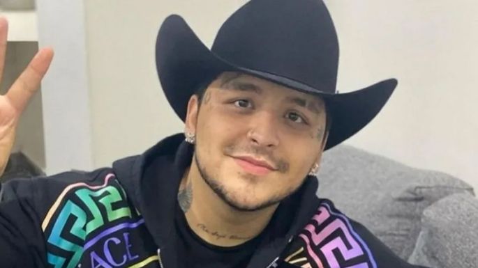 ¿Lalo Mora, eres tú? Acusan de acoso a Christian Nodal por intentar besar a su fan