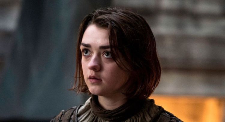 La estrella de 'Game of Thrones' Maisie Williams revela que pensó 'Arya' era de la comunidad LGBT+