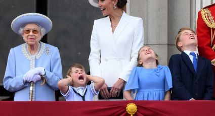 Mira la divertida reacción del príncipe Louis en el jubileo de la Reina Isabel II que ya es viral