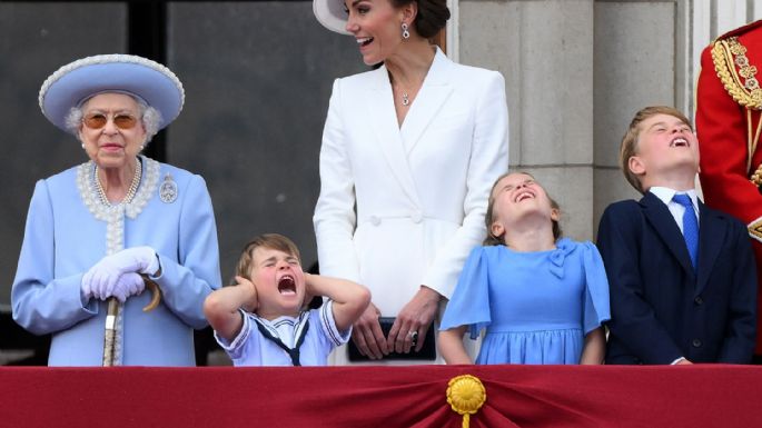 Mira la divertida reacción del príncipe Louis en el jubileo de la Reina Isabel II que ya es viral