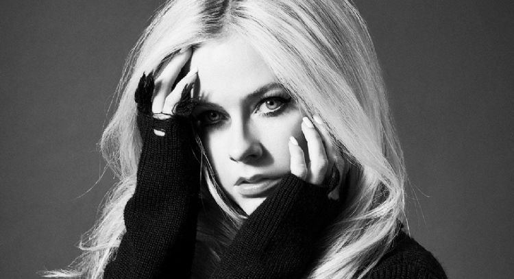 Avril Lavigne lanza una nueva versión de 'Hello' de Adele para Spotify Singles: escúchala aquí