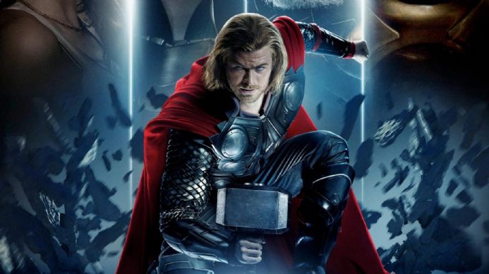 Chris Hemsworth habla sobre su escena sin ropa en 'Thor' y cómo lo consoló Russell Crowe