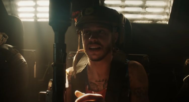 Pete Davidson aparece en un nuevo avance de 'Call of Duty' en camino hacia una batalla