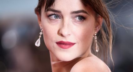 Dakota Johnson revela que su papá trató de que fuera a la Universidad pero se negó por esto