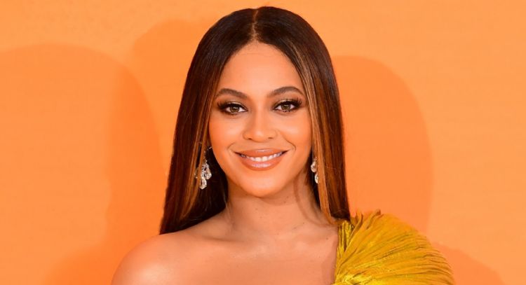 Beyonce habría exigido rehacer poster de 'Austin Power 3' por verse "demasiado flaca"