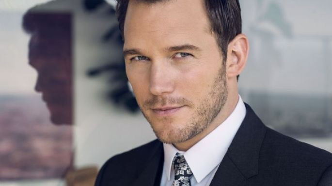 Chris Pratt muestra sus abdominales y la atención se va hacia un mensaje de su primer hijo