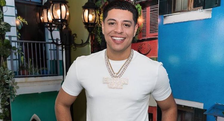 Videos muestran los inicios en la música de Eduin Caz antes de formar Grupo Firme