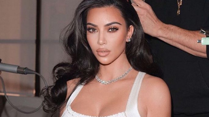 Kim Kardashian revela el tratamiento que se sometió para "borrar" sus arrugas