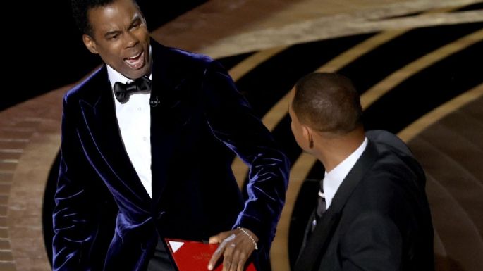 Chris Rock bromea luego de la disculpa pública de Will Smith por el puñetazo en los Oscar